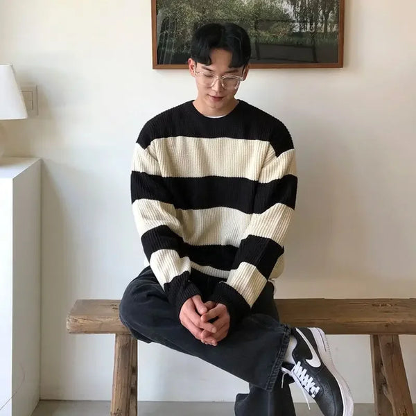 retro graphic hoodie, high-street urban outfit for cozy layering in cold seasons, mens fashion layer for modern streetwear co