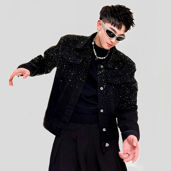 bold street bomber, high-street style, stylish modern outerwear, premium street look, trendsetting streetstyle