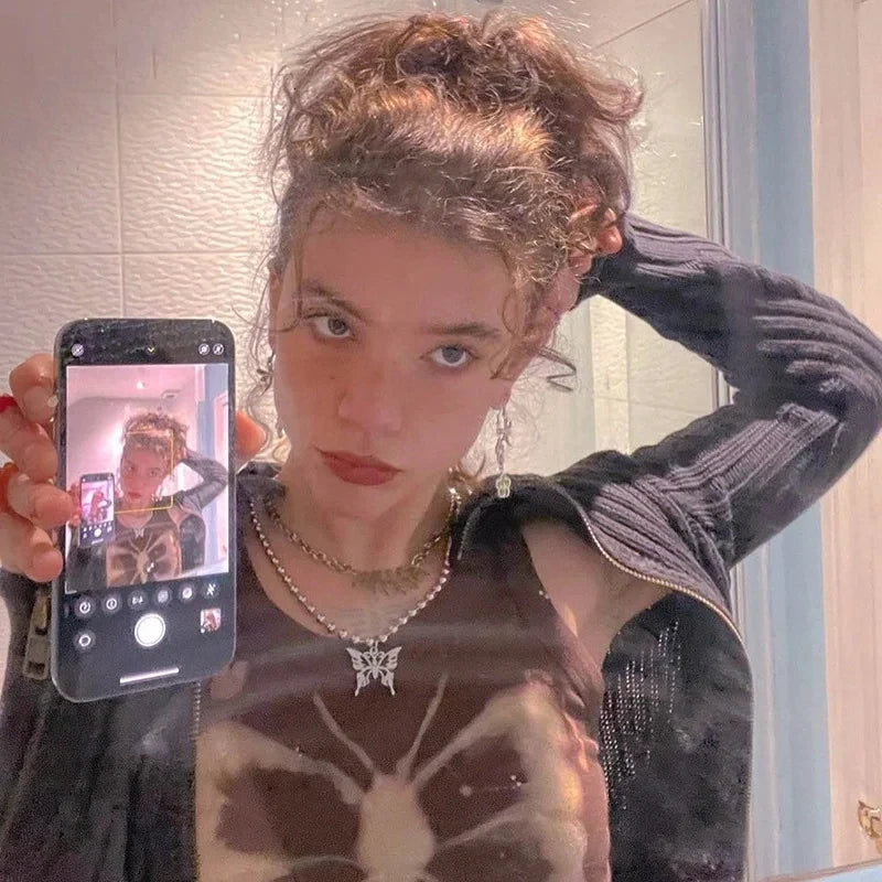 Streetwear graphic tee with 2000s cartoon vibe