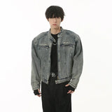 bold graphic coat, high-street look, for men, fall streetwear outfit, oversized style, layered fashion, modern aesthetic, graphic detail