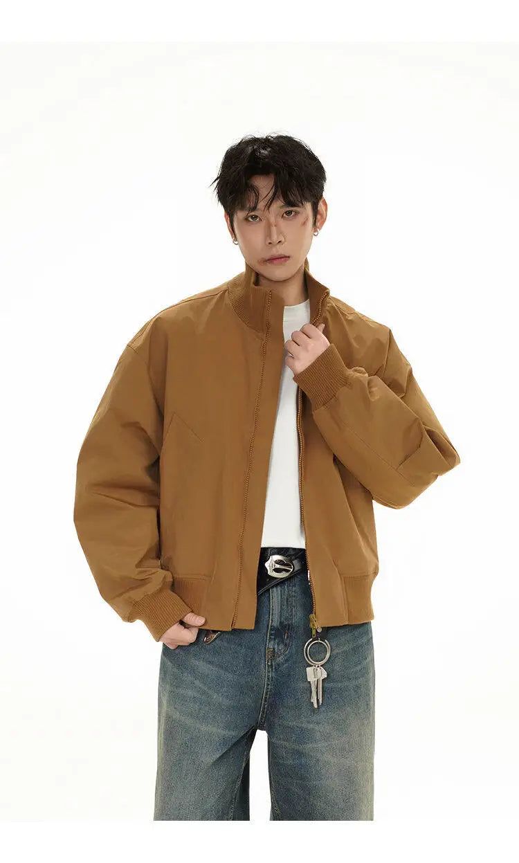 zip-up streetwear jacket, fall/winter fashion, men's streetwear fashion, trendy oversized fit, urban techwear design, modern 