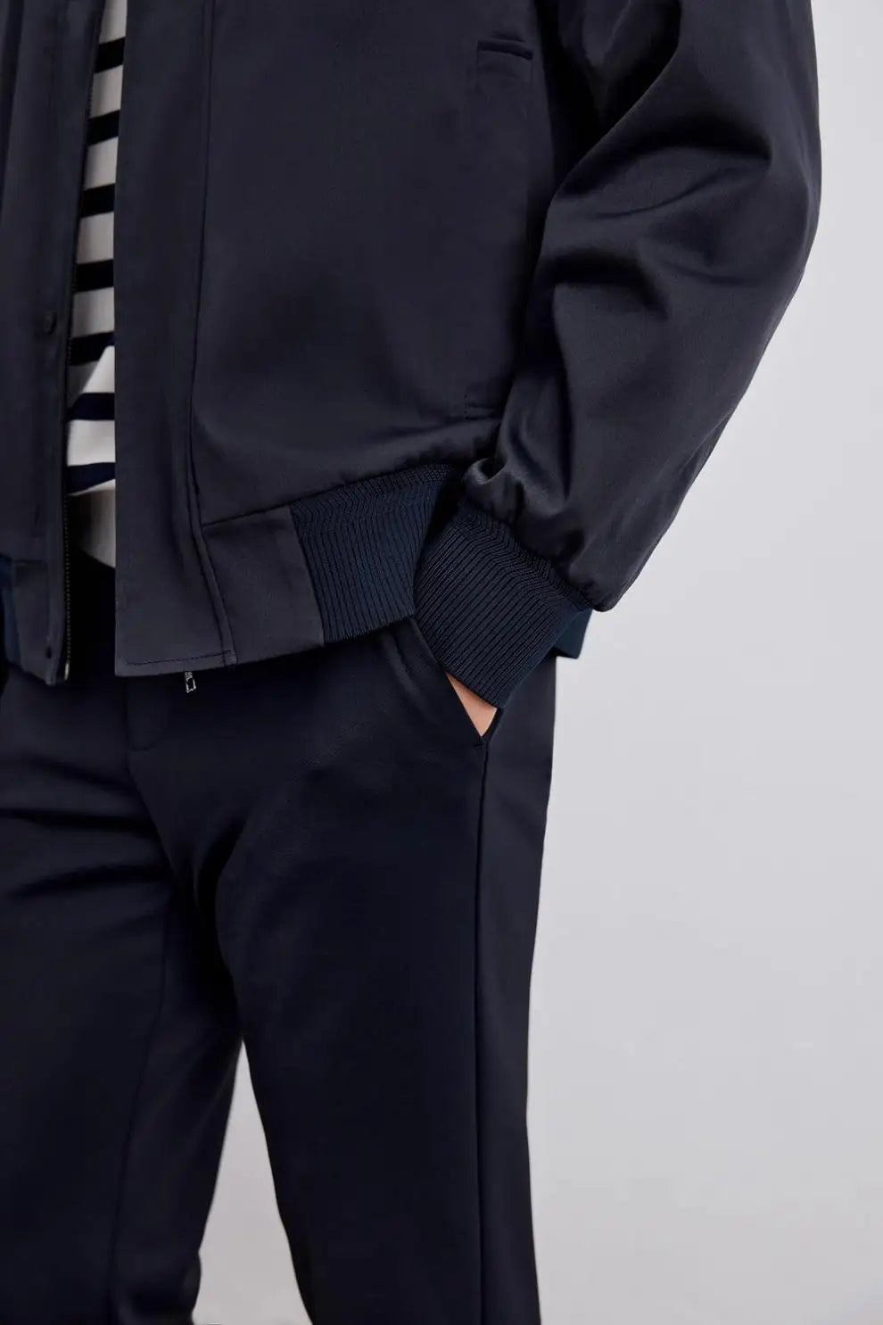 leather panel jacket, streetwear for men, men's streetwear fashion, oversized urban jacket, high quality cold-weather coat