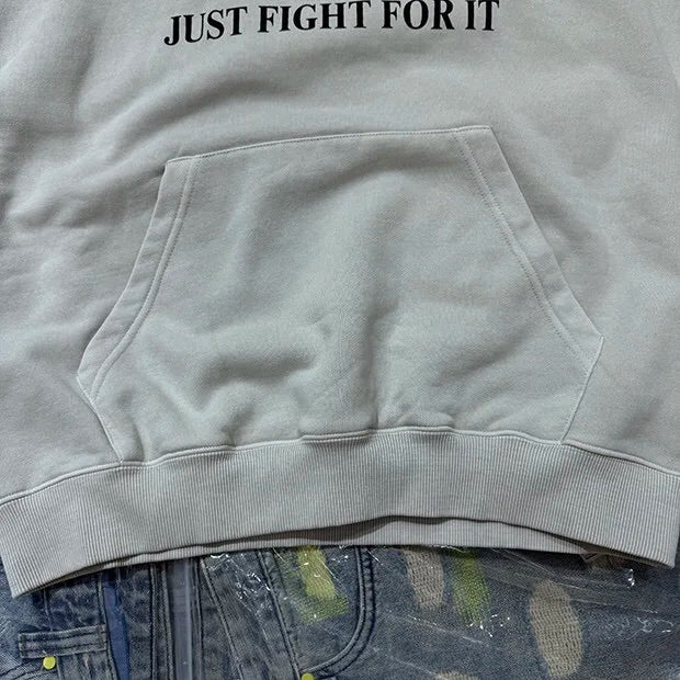 Baggy grunge skate hoodie with oversized fit and washed look