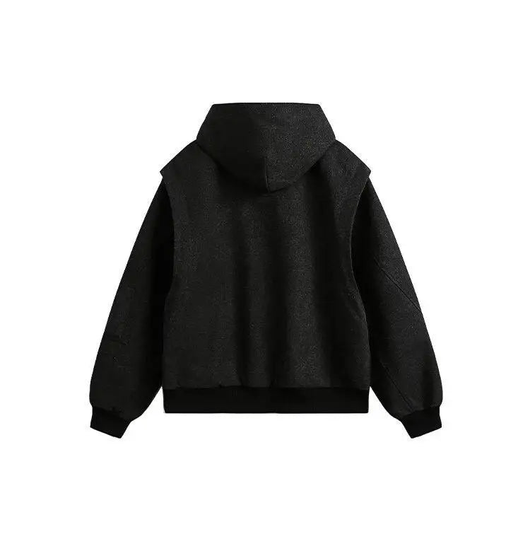 zip-up streetwear jacket, fall/winter fashion, men's streetwear fashion, trendy oversized fit, urban techwear design, modern 