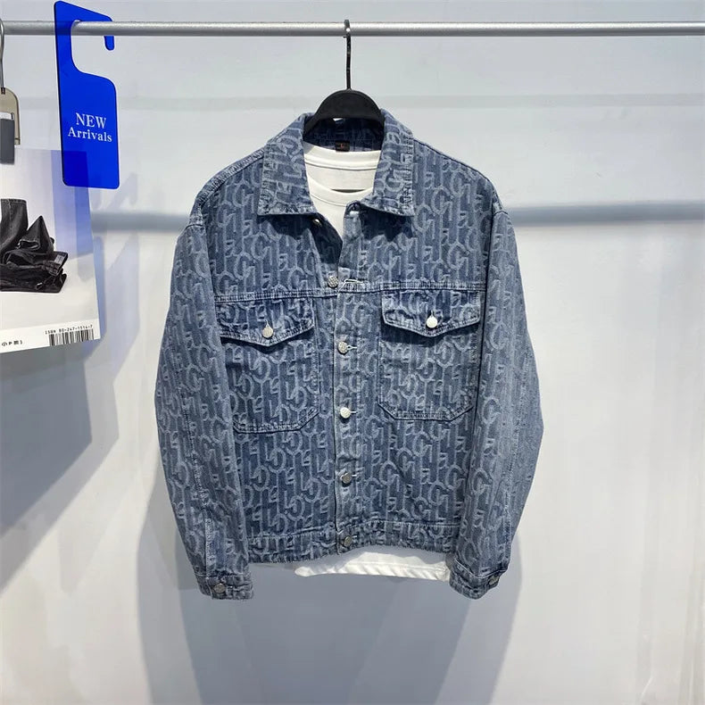 retro baseball varsity, layering staple, stylish modern outerwear, premium street look, trendsetting streetstyle