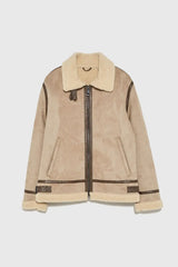 grunge oversized outerwear, photo-ready streetwear, men's streetwear fashion, oversized urban jacket, high quality cold-weath