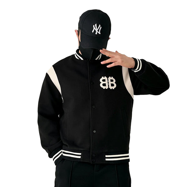 zip-up minimalist jacket, cold-season outfit - must-have street style essential for fashion lovers