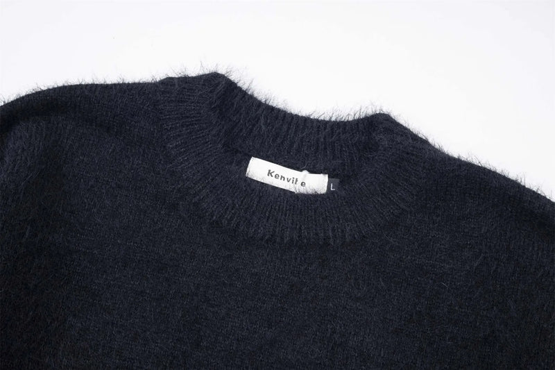 oversized flame jumper with bold print, ideal for photo-ready Y2K streetwear layering, street fashion menswear trend for seas