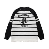 loose fit o-neck sweater, daily wear knit, cozy fashion fit, stylish street outfit, modern aesthetic appeal