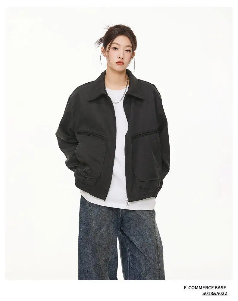 retro baseball outerwear, daily essential, men's streetwear fashion, trendy oversized fit, urban techwear design, modern hip 