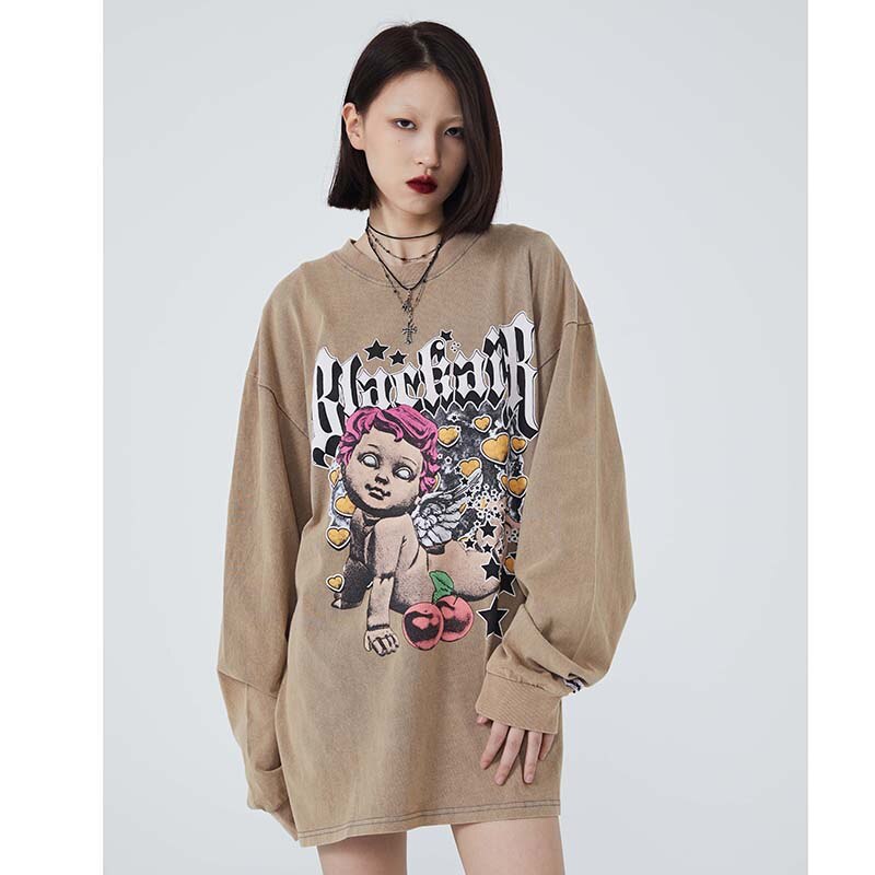 "Sparkling Eyes" Unisex Men Women Streetwear Graphic Sweatshirt Daulet Apparel