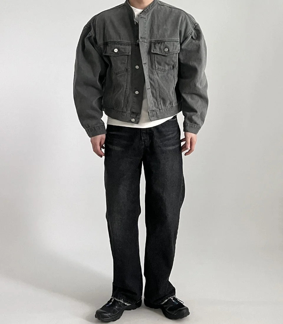 bold street bomber, high-street style, stylish modern outerwear, premium street look, trendsetting streetstyle