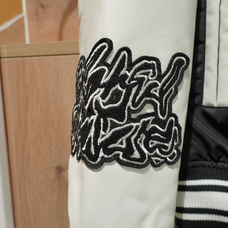 Minimalist Zip-Up Street Jacket Urban Fashion Essential