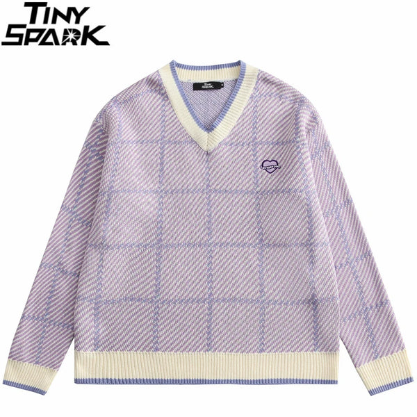 grunge knit sweater with heavyweight fabric, layered urban look for cold weather, street fashion menswear trend for seasonal 