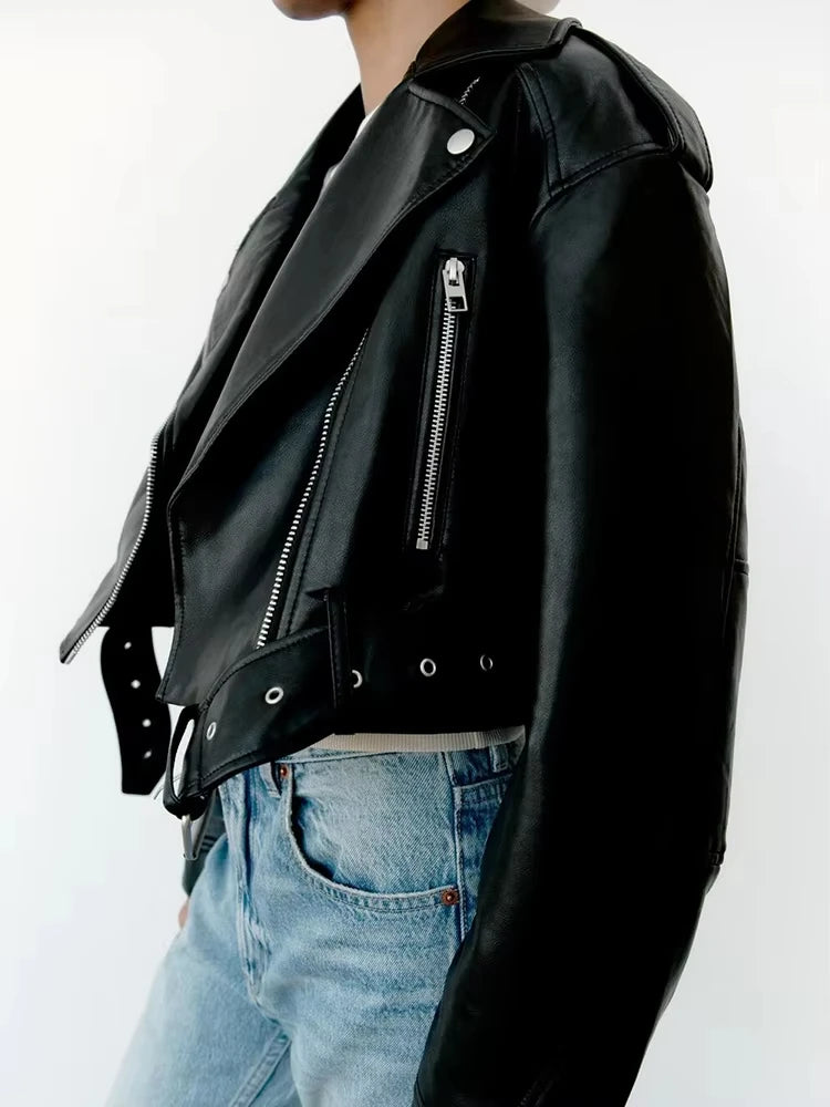 Minimalist Zip-Up Street Jacket Urban Fashion Essential