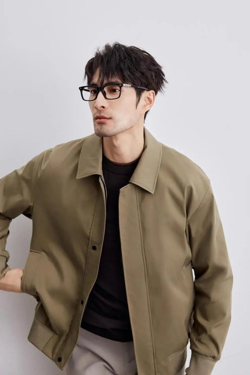 zip-up streetwear coat, 2025 outerwear trend, men's streetwear fashion, oversized urban jacket, high quality cold-weather coa