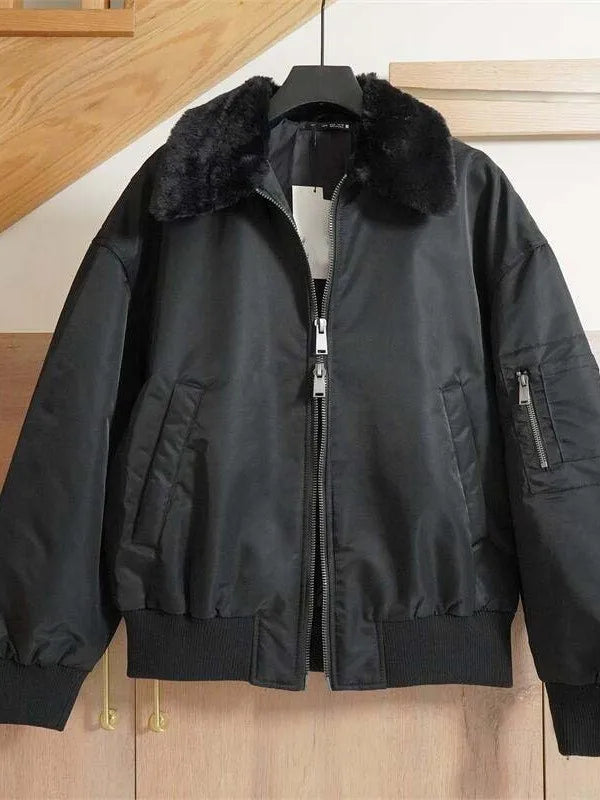 bold street bomber, high-street style, stylish modern outerwear, premium street look, trendsetting streetstyle