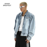 retro baseball varsity, layering staple, stylish modern outerwear, premium street look, trendsetting streetstyle