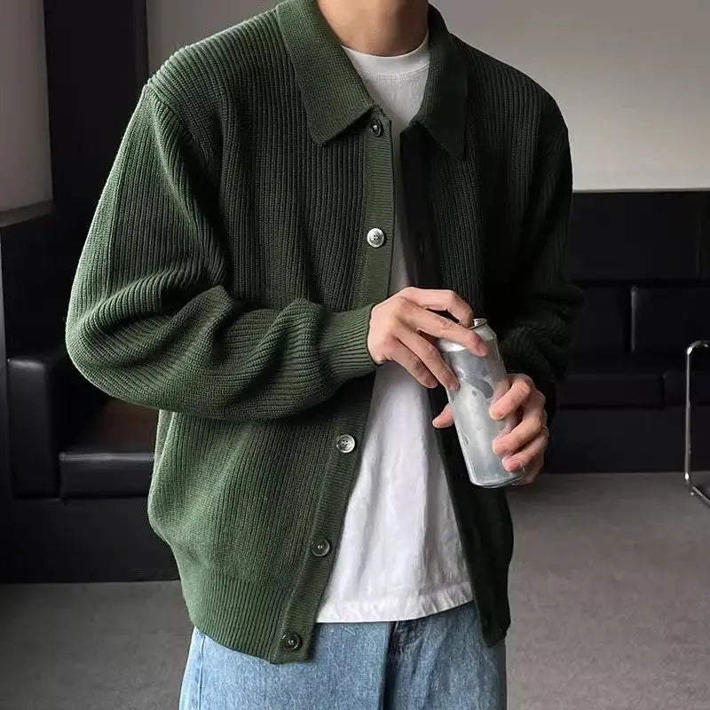 grunge knit sweater with heavyweight fabric, layered urban look for cold weather, street fashion menswear trend for seasonal 