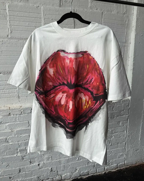 Y2K Manga Panel T-Shirt – Cry Scene Blur with Pastel Drip