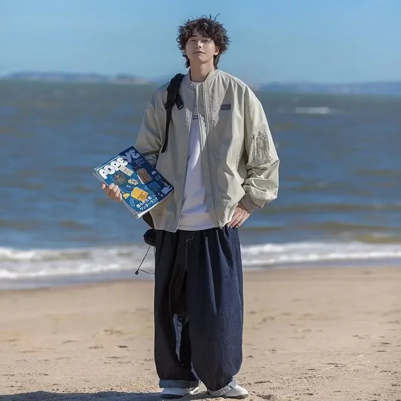 retro baseball outerwear, daily essential, men's streetwear fashion, trendy oversized fit, urban techwear design, modern hip 