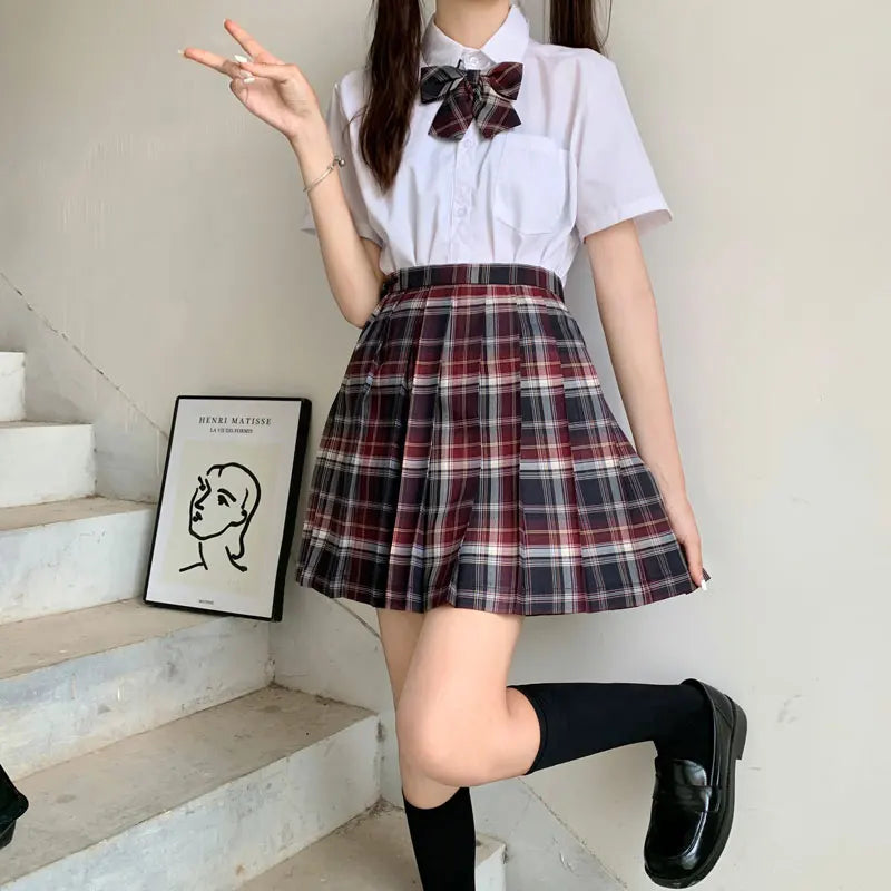 Jk Uniforms Gyaru School Uniform for Girl Student Pleated Skirt Uniform Set Women Short Sleeve Bow Tie Seifuku Japanese Style
