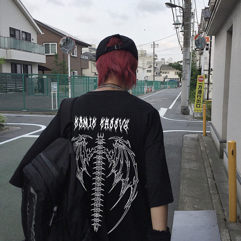 "Gothic Wings" Graphic Unisex Streetwear Women Men Y2K T-Shirt