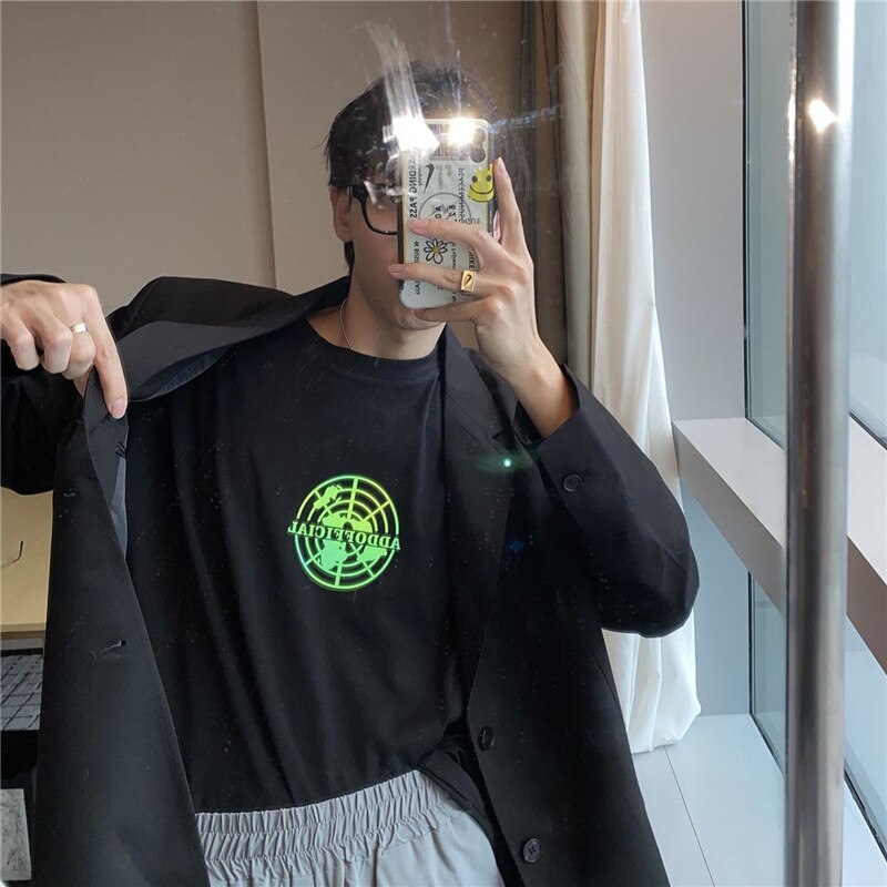 "Targeted" Graphic Unisex Streetwear Vintage Women Men Y2K Reflective T-Shirt