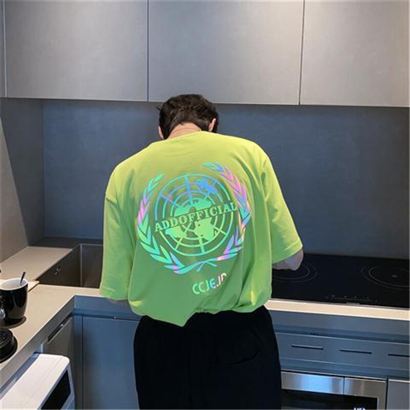 "Targeted" Graphic Unisex Streetwear Vintage Women Men Y2K Reflective T-Shirt