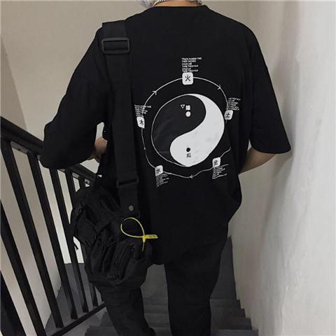 "Dancing In The Moonlight" Graphic Unisex Streetwear Vintage Women Men Y2K T-Shirt