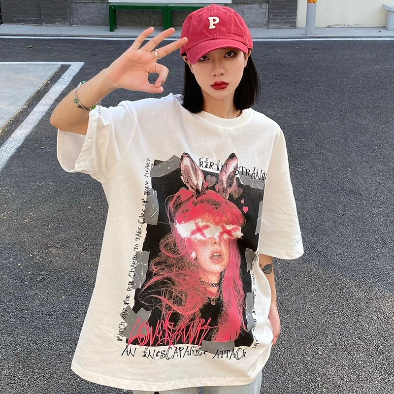 "Broken Hearts" Unisex Men Women Streetwear Graphic T-Shirt