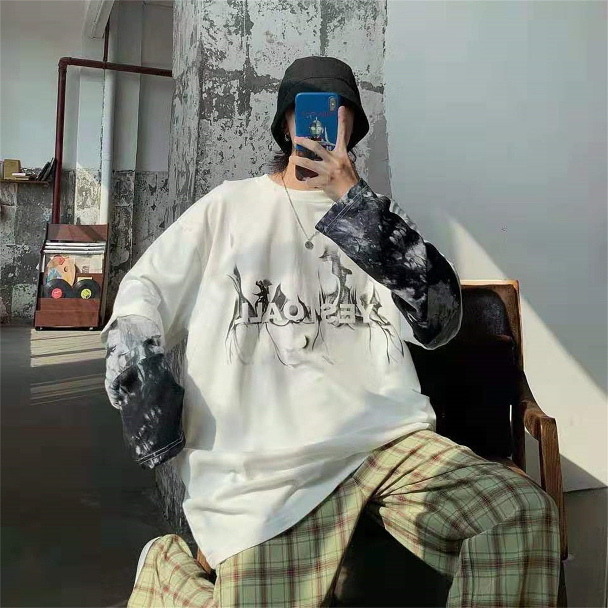 "Free Smoke" Graphic Unisex Streetwear Women Men Y2K T-Shirt