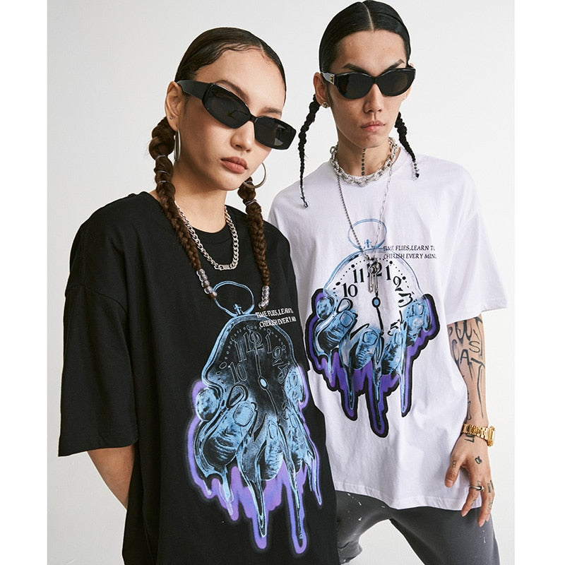 "Time Keeper" Graphic Unisex Streetwear Vintage Women Men Y2K T-Shirt