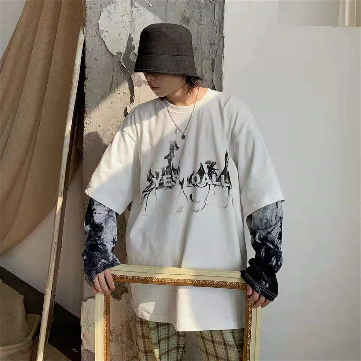 "Free Smoke" Graphic Unisex Streetwear Women Men Y2K T-Shirt