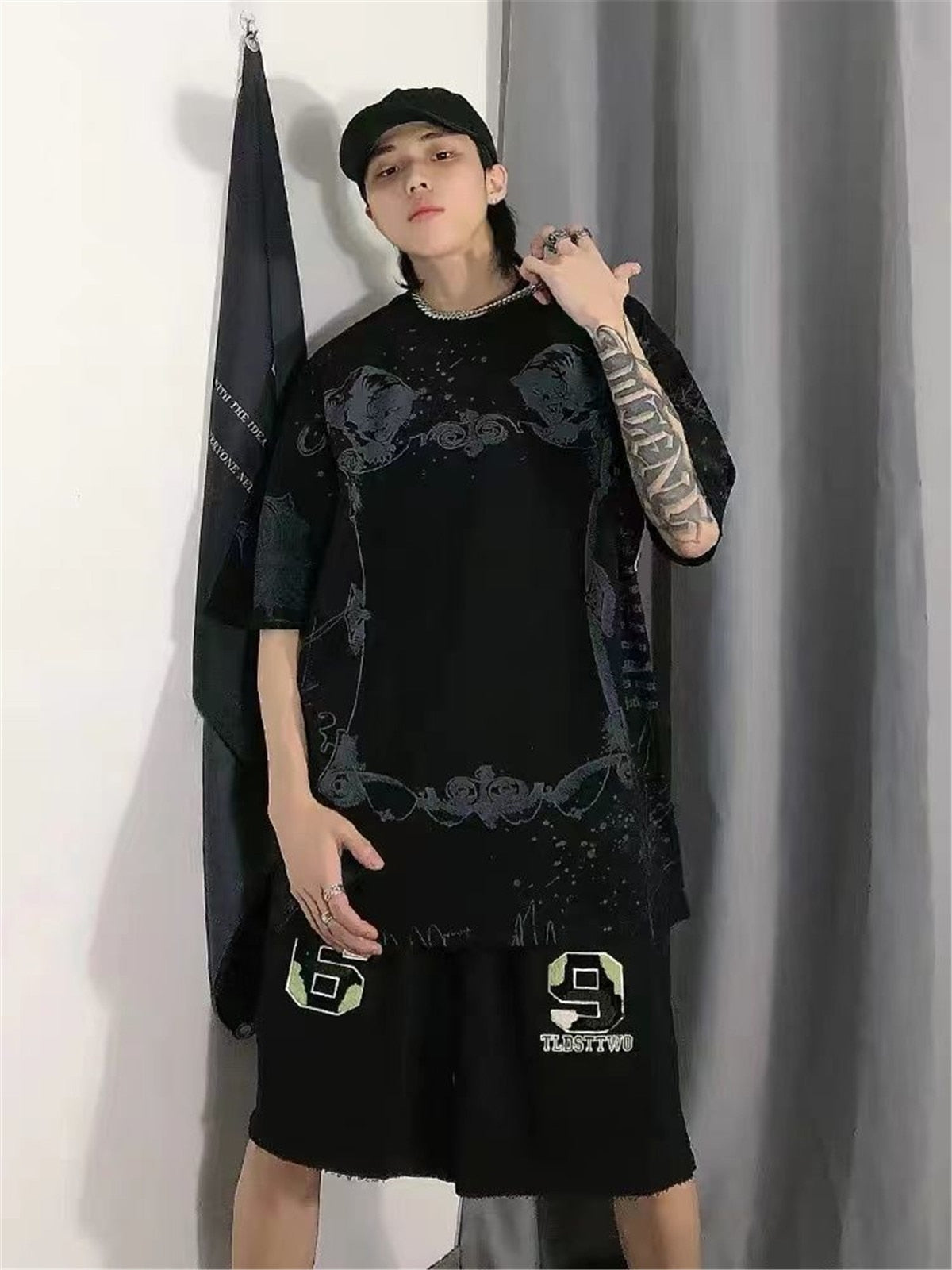 "Savior" Graphic Unisex Streetwear Vintage Women Men Y2K T-Shirt