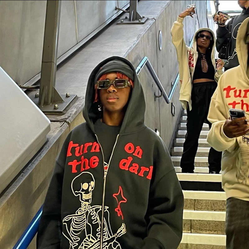 "Skelter" Zip Up Graphic Unisex Streetwear Vintage Women Men Y2K Hoodie