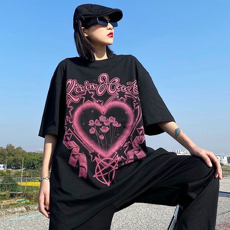 "Pink Garden" Graphic Unisex Streetwear Vintage Women Men Y2K T-Shirt