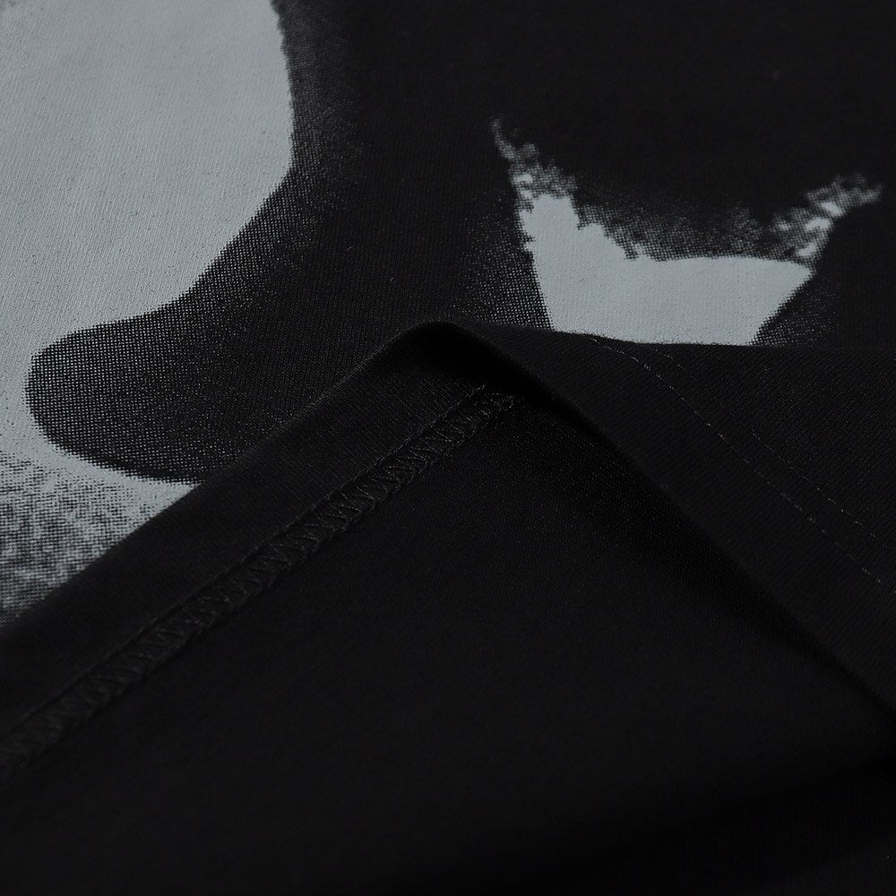 "Ghost Boy" Graphic Unisex Streetwear Women Men Y2K T-Shirt