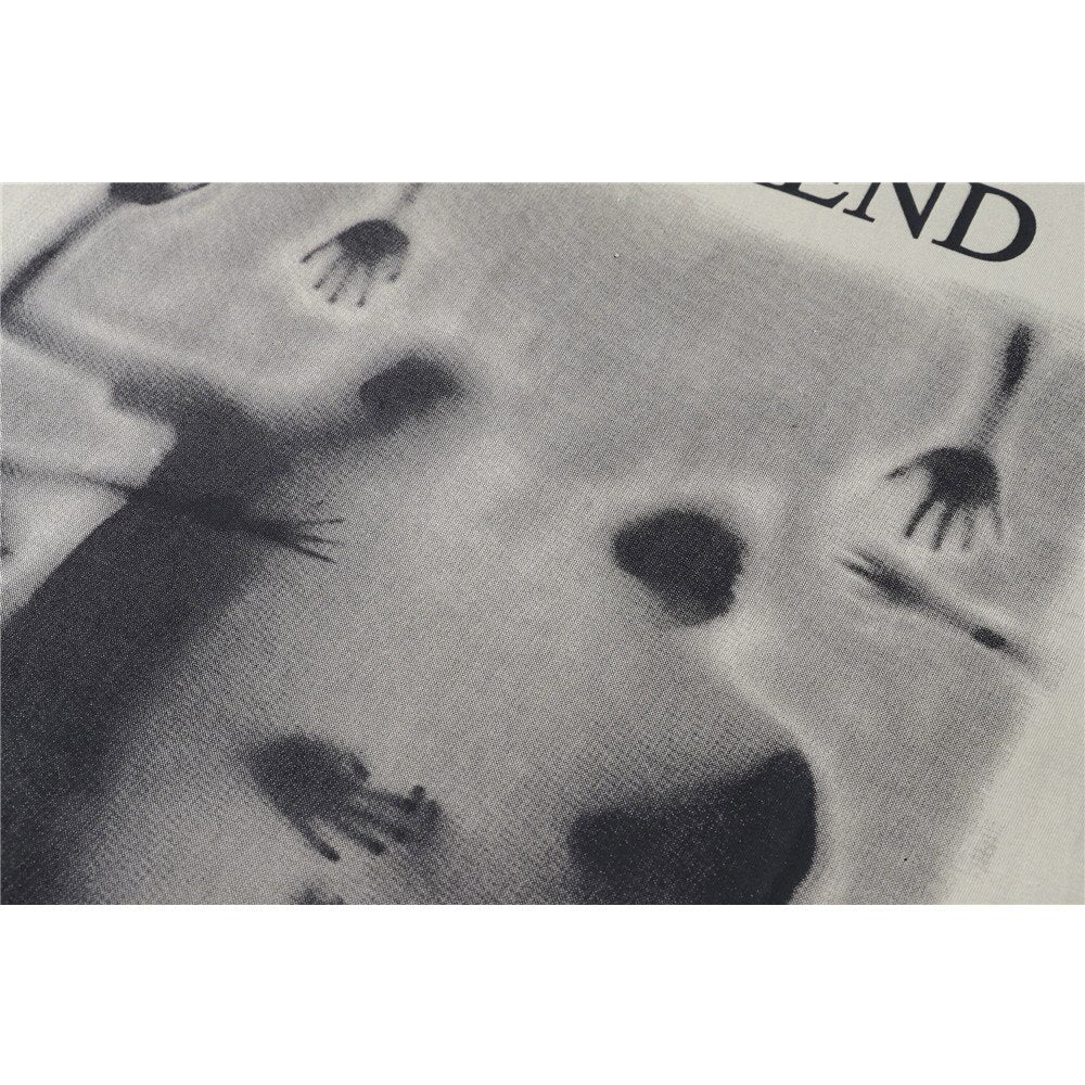 "Sandy Ghost" Graphic Unisex Streetwear Vintage Women Men Y2K T-Shirt