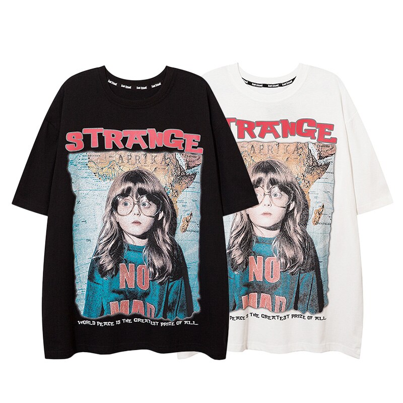"Strangers Outside" Graphic Unisex Streetwear Vintage Women Men Y2K T-Shirt