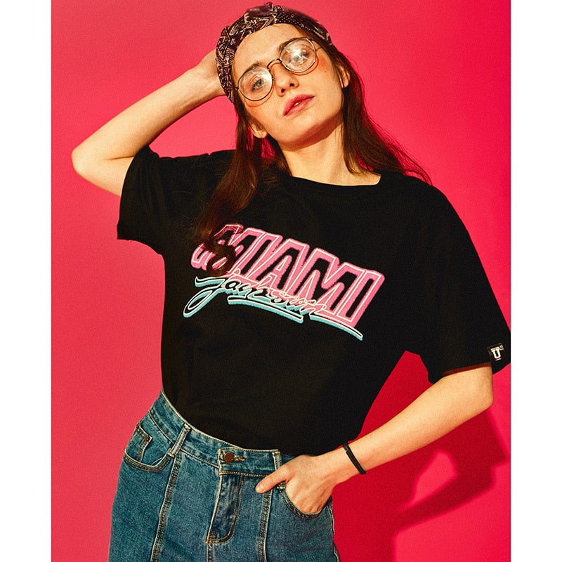 "City Streets" Graphic Unisex Streetwear Vintage Women Men Y2K T-Shirt