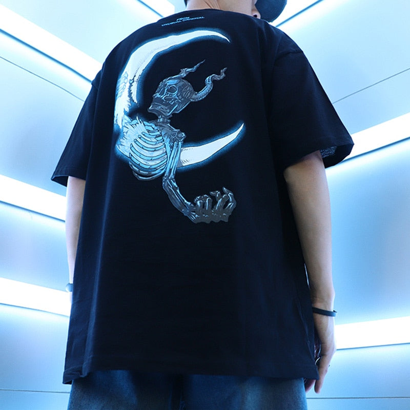 "Moon King" Graphic Unisex Streetwear Vintage Women Men Y2K T-Shirt