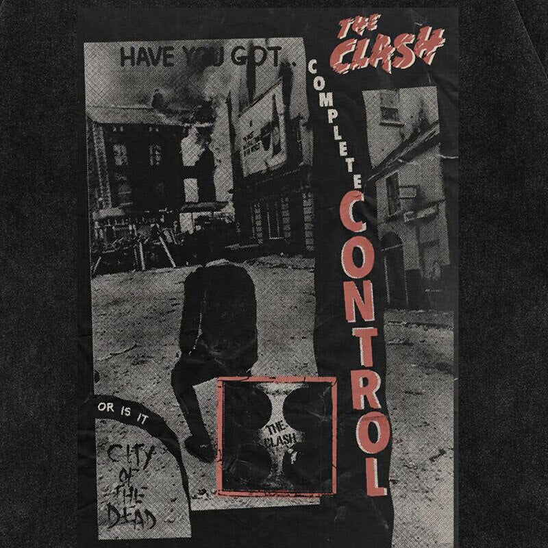 "No Control" Graphic Unisex Streetwear Vintage Women Men Y2K T-Shirt