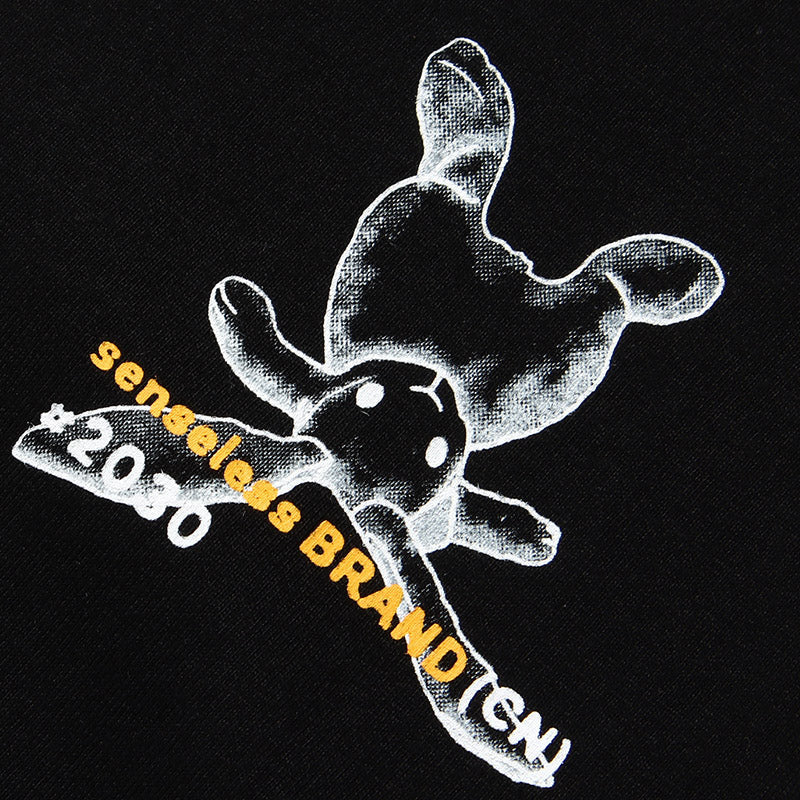 "Hanging Down" Unisex Men Women Streetwear Graphic T-Shirt